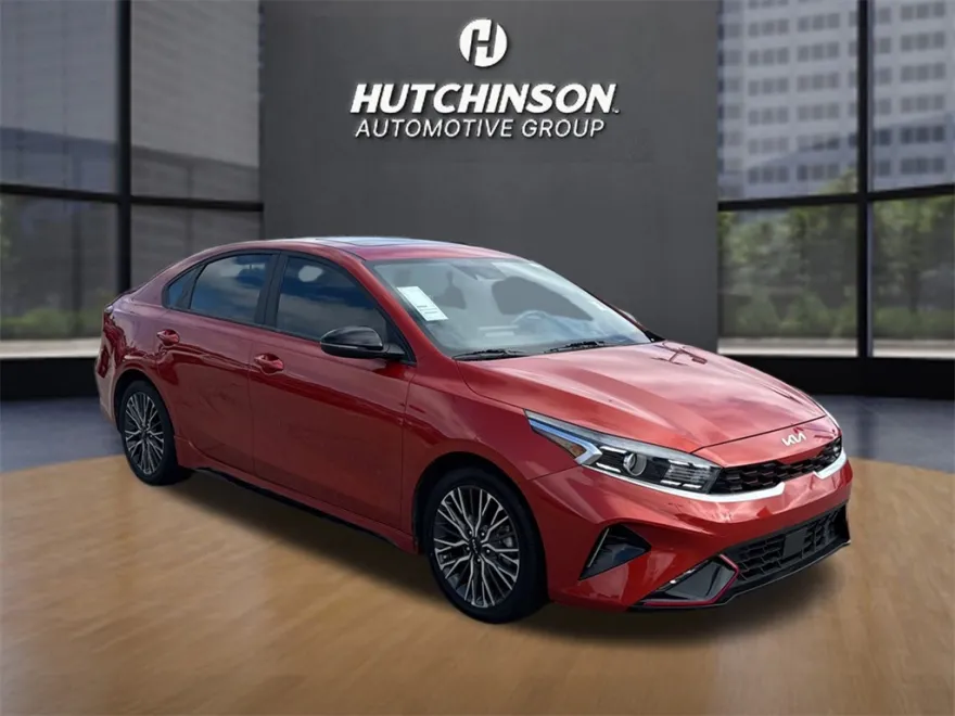 2023 Kia Forte GT-Line photo 1