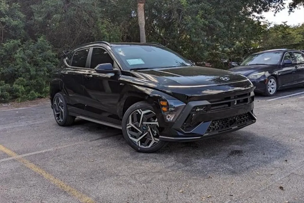 2024 Hyundai Kona N Line photo 1