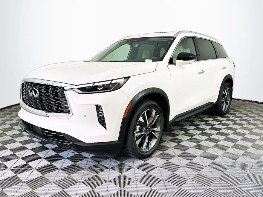2025 Infiniti QX60 Luxe photo 1