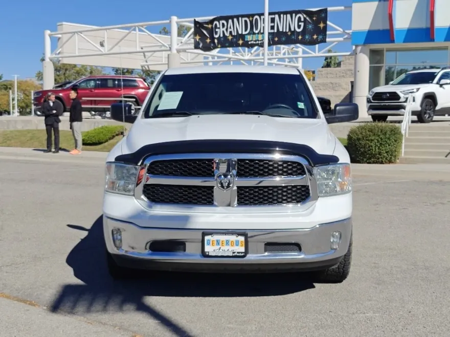 2017 Ram 1500 SLT photo 1
