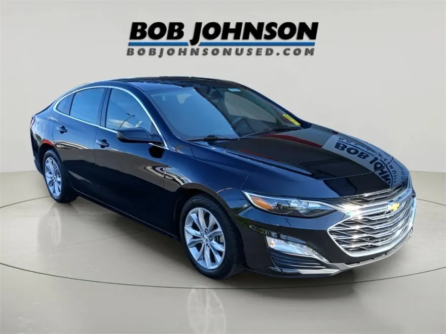 2024 Chevrolet Malibu 1LT photo 1