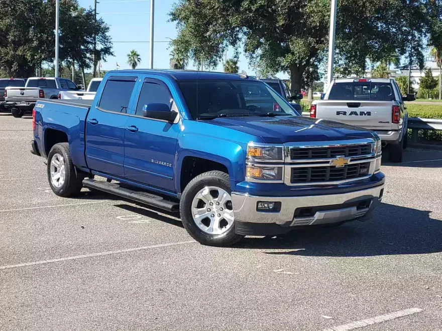 2015 Chevrolet Silverado 1500 LT photo 1
