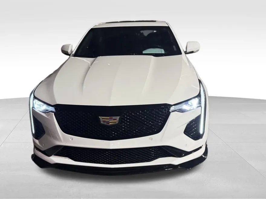 2020 Cadillac CT4 photo 2