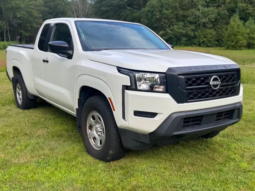 2022 Nissan Frontier S photo 1