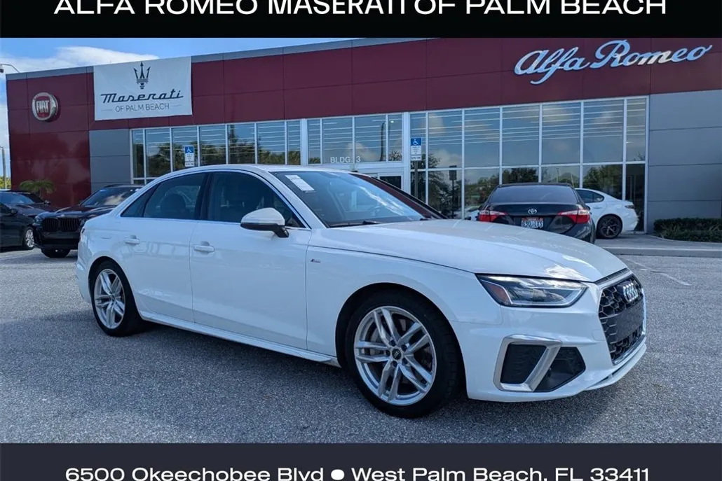 2024 Audi A4 S line Premium Plus 45 TFSI Quattro photo 1