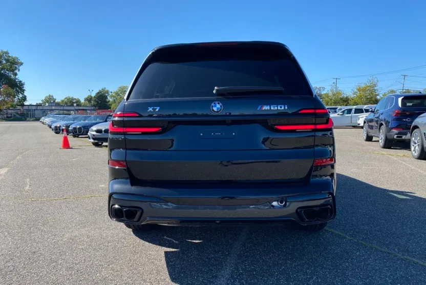 2026 Bmw X7 M60i photo 1