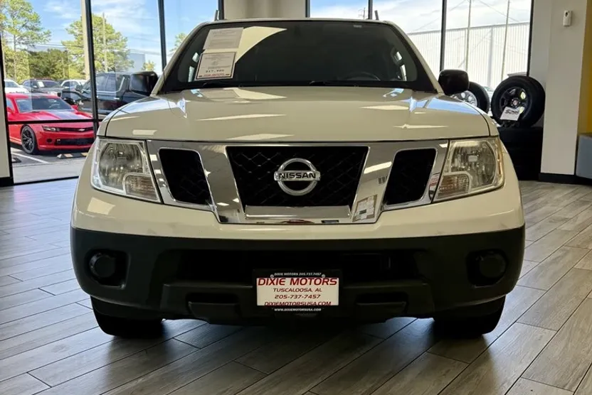 2016 Nissan Frontier S photo 1
