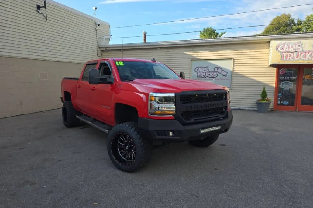 2018 Chevrolet Silverado 1500 LT Z71 photo 1