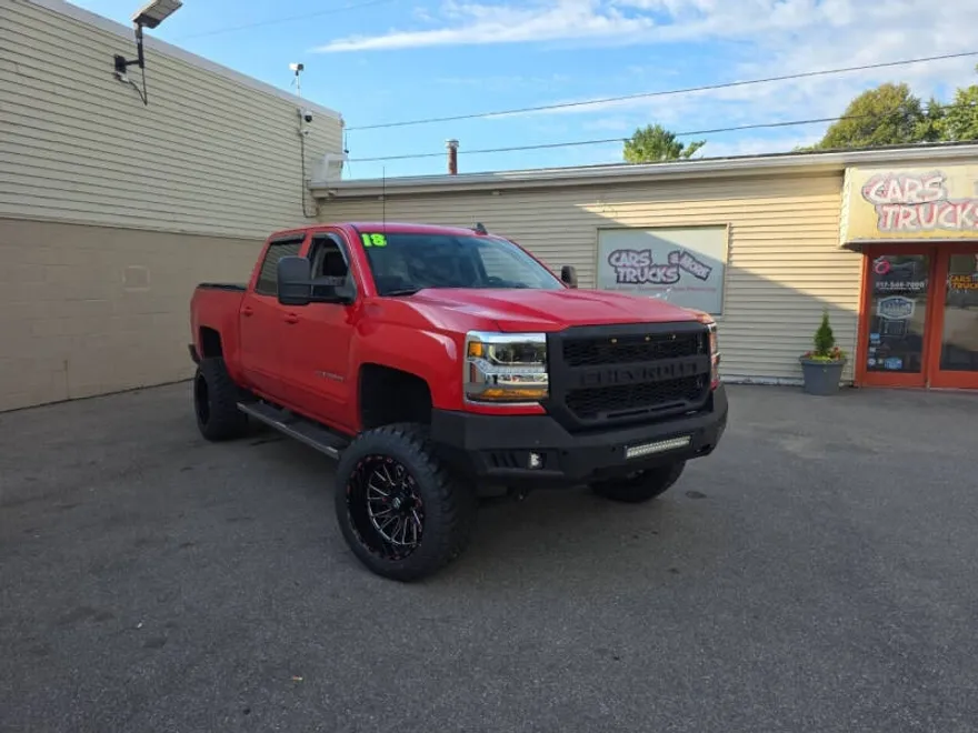 2018 Chevrolet Silverado 1500 LT Z71 photo 1