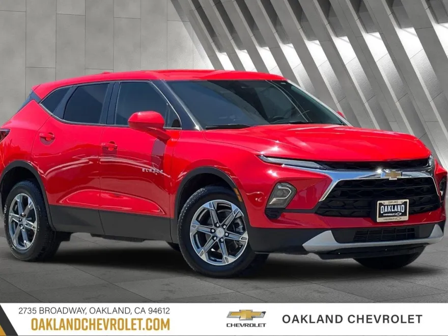 2023 Chevrolet Blazer 2LT photo 1