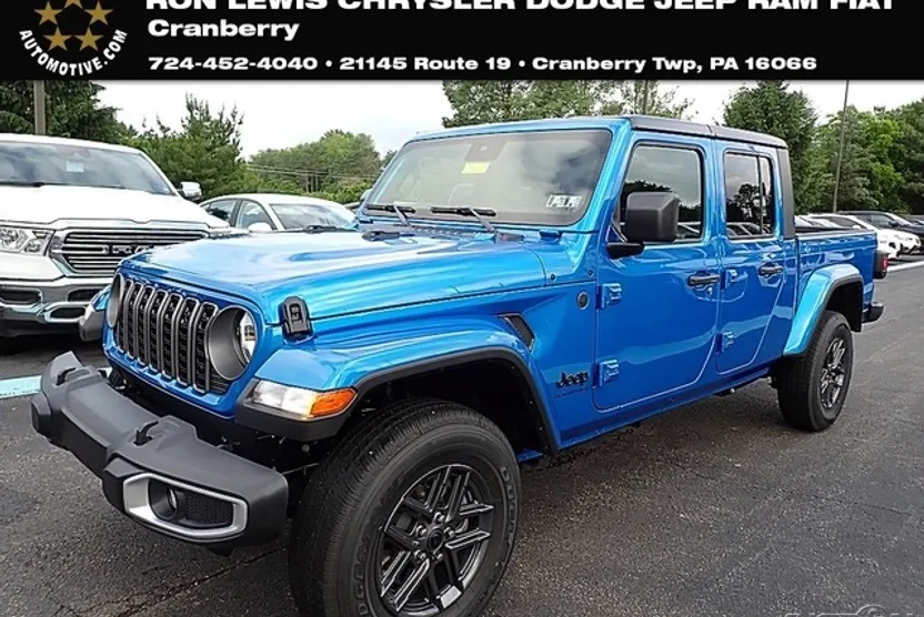 2025 Jeep Gladiator Sport S photo 1