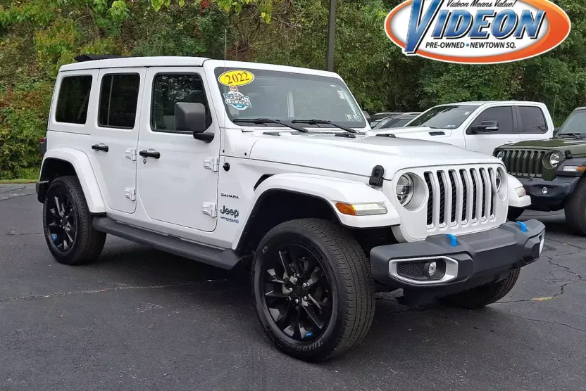 2022 Jeep Wrangler 4xe Unlimited Sahara photo 1