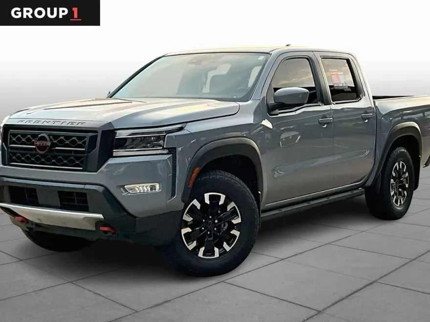 2023 Nissan Frontier PRO-X photo 1