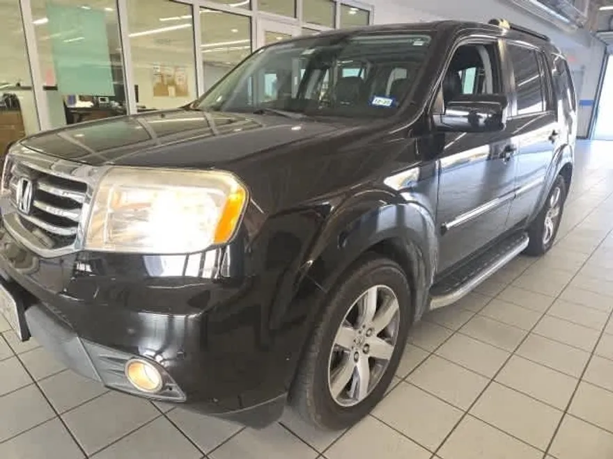 2015 Honda Pilot Touring photo 1