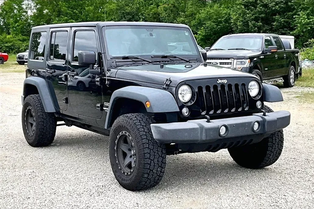 2015 Jeep Wrangler Unlimited Sport photo 1