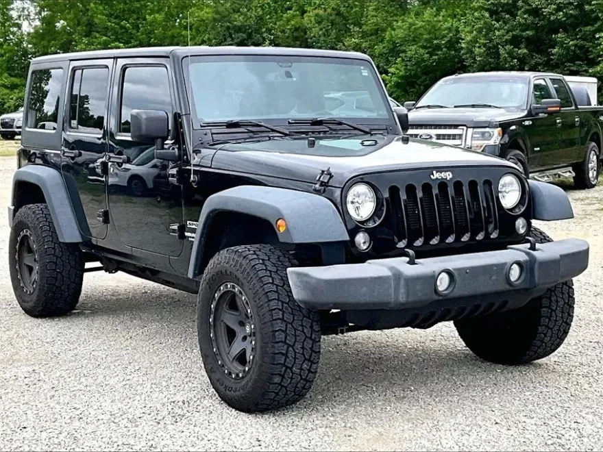 2015 Jeep Wrangler Unlimited Sport photo 1