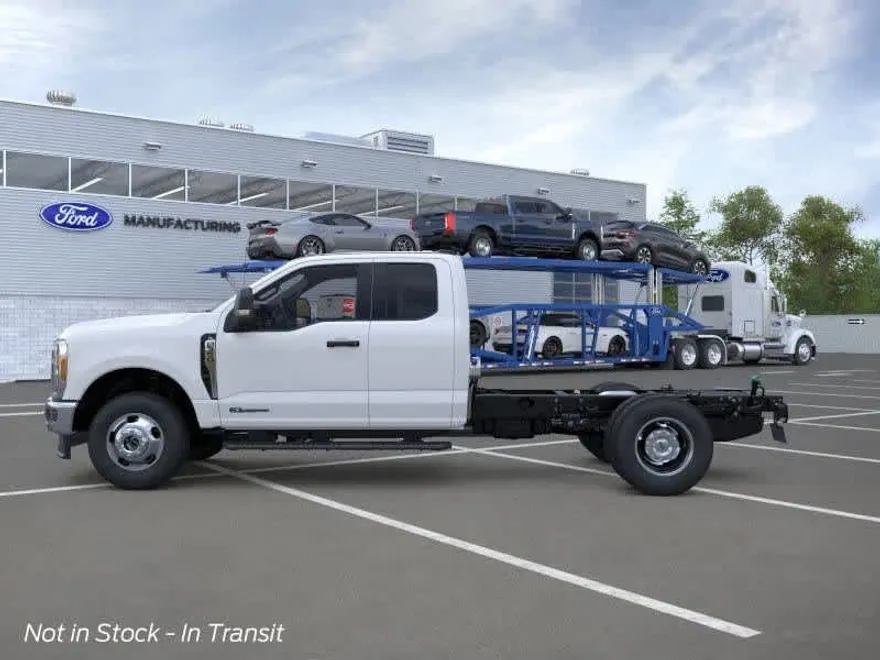 2026 Ford F-350 photo 1