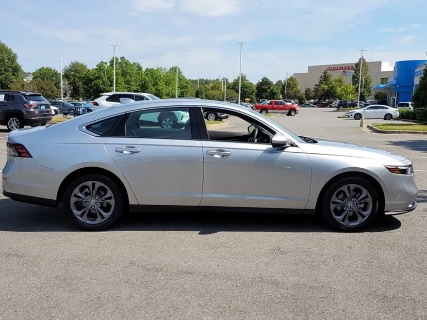 2024 Honda Accord EX photo 1