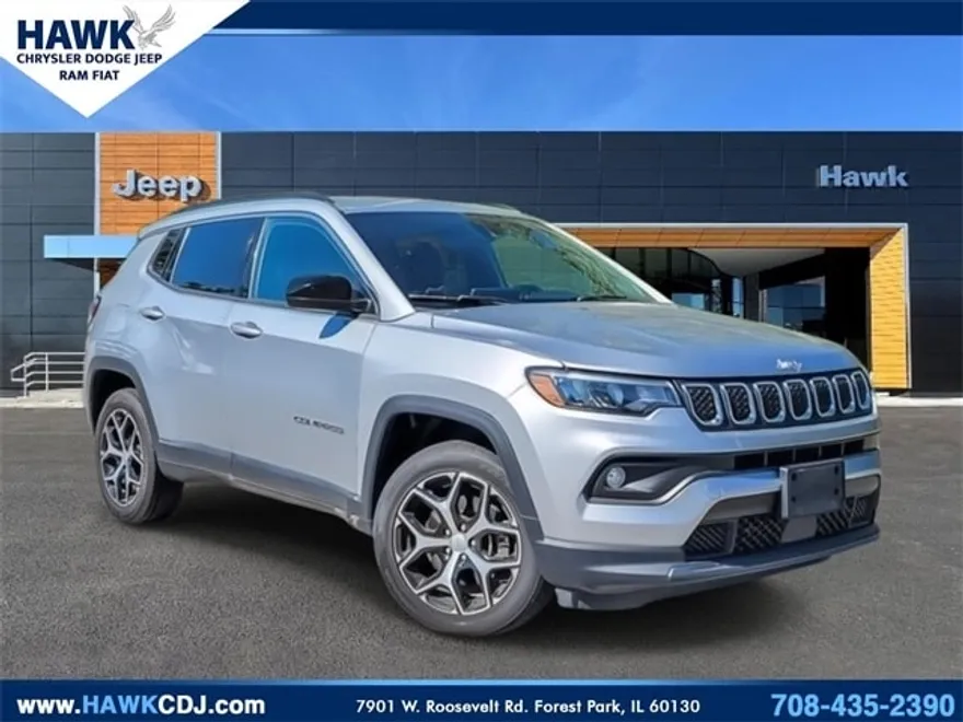 2024 Jeep Compass Latitude photo 1