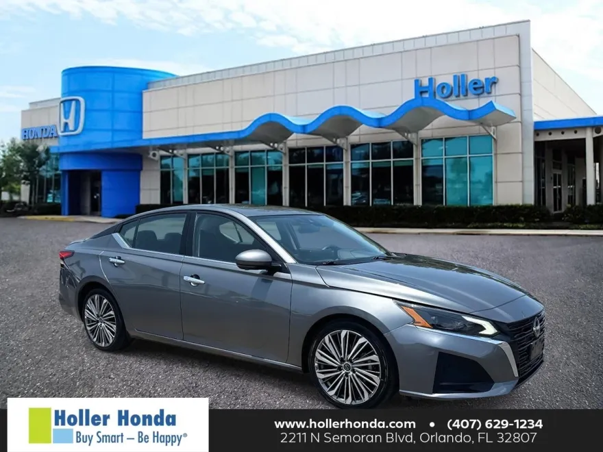 2023 Nissan Altima 2.5 SL photo 1