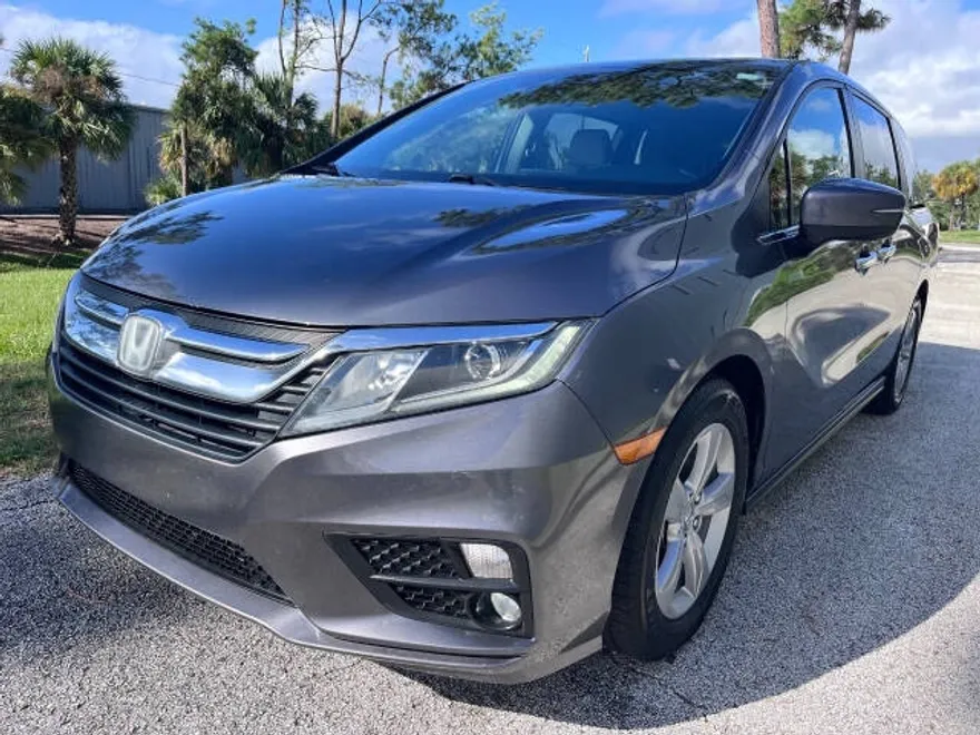 2020 Honda Odyssey EX-L photo 1