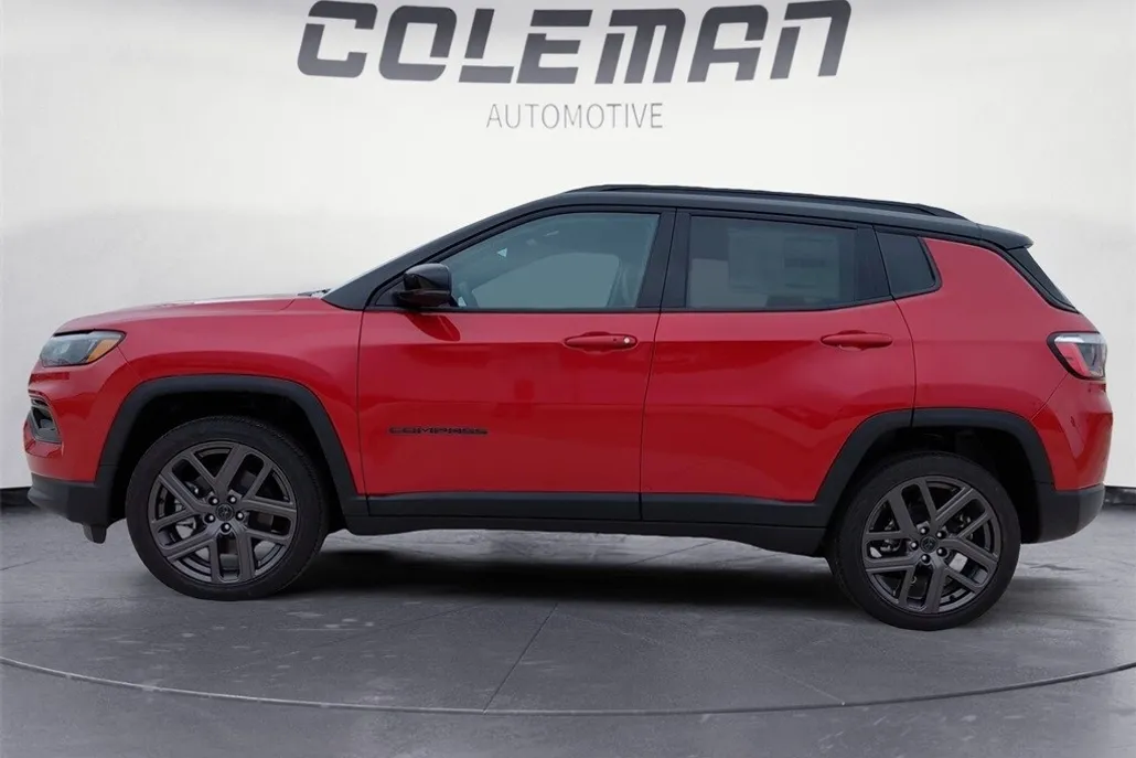 2025 Jeep Compass Limited photo 1
