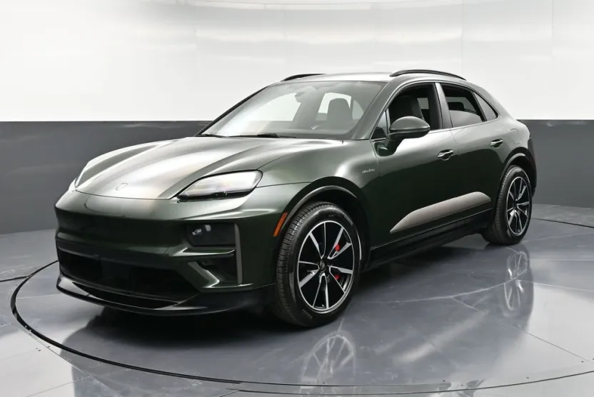 2024 Porsche Macan Turbo Electric photo 1