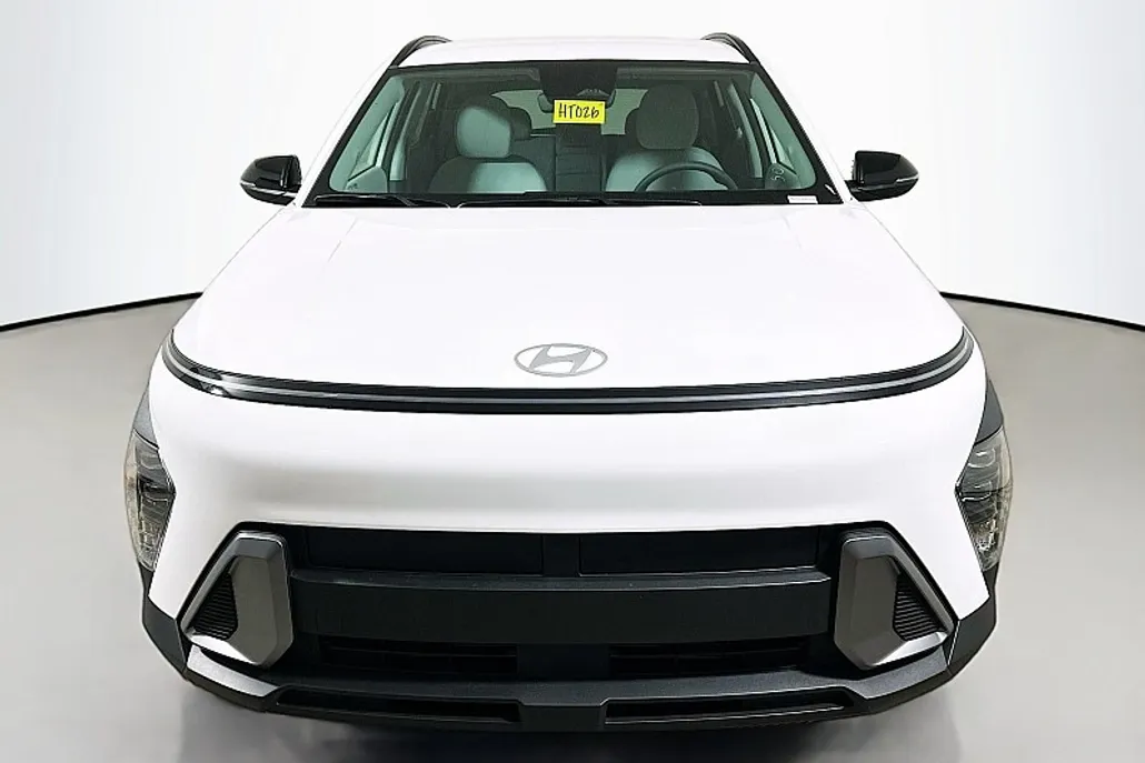 2026 Hyundai Kona SEL photo 1
