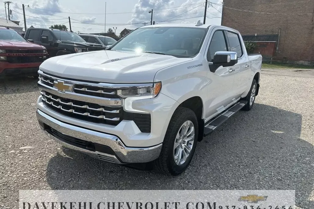 2022 Chevrolet Silverado 1500 LTZ photo 1