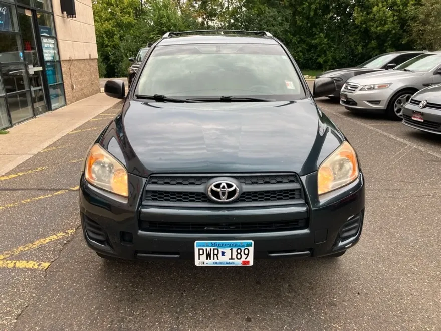 2010 Toyota RAV4 Base photo 1