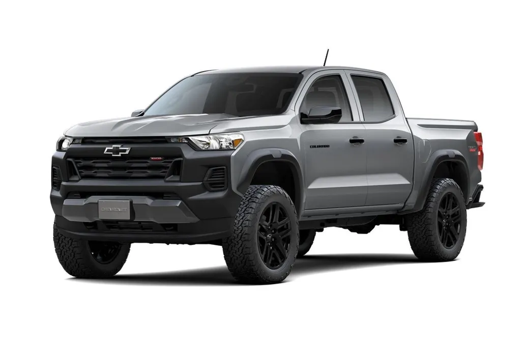 2025 Chevrolet Colorado Trail Boss photo 1