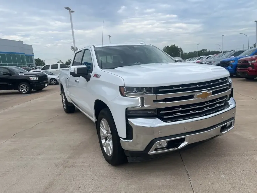 2021 Chevrolet Silverado 1500 LTZ photo 1