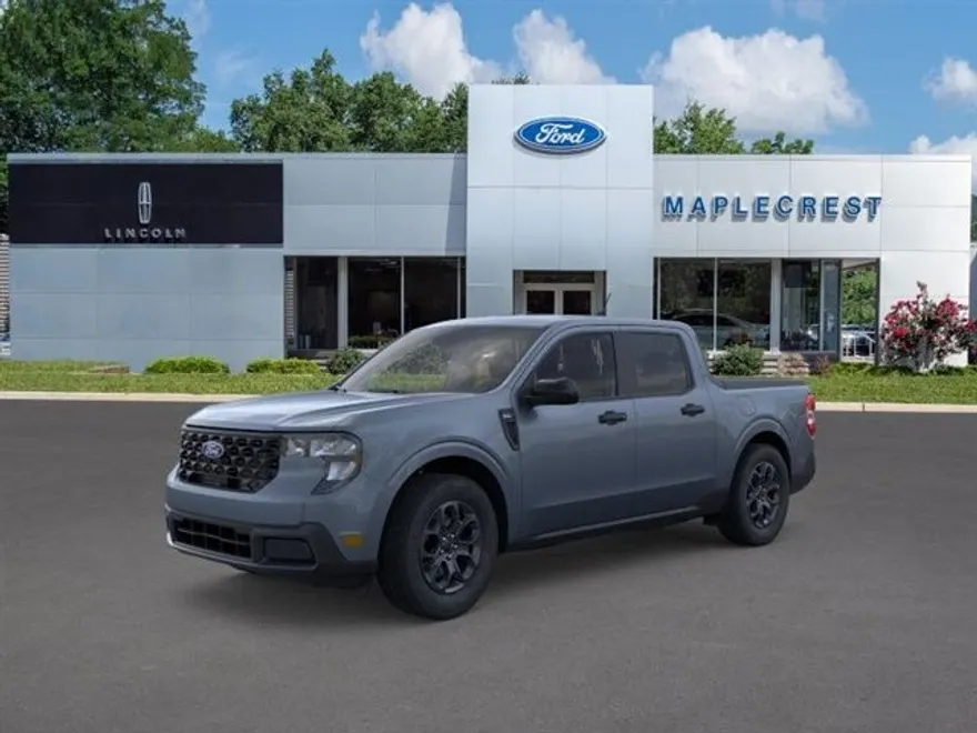 2025 Ford Maverick XLT photo 1