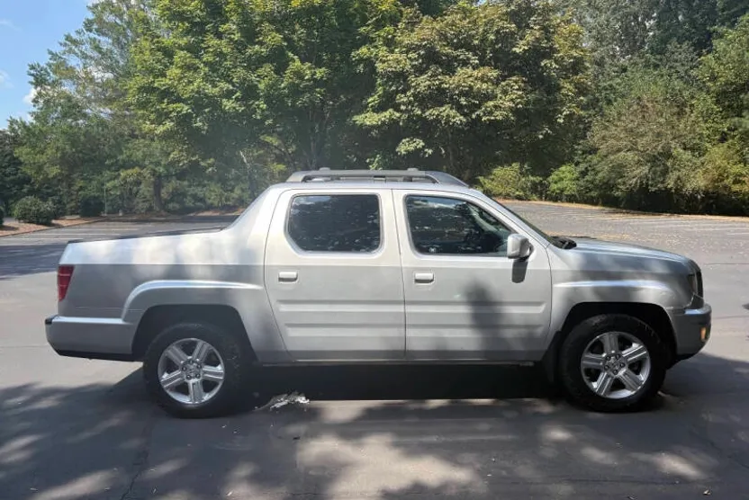 2010 Honda Ridgeline RTL photo 1