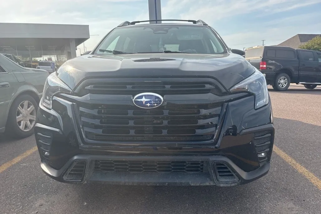 2023 Subaru Ascent Onyx Edition photo 1