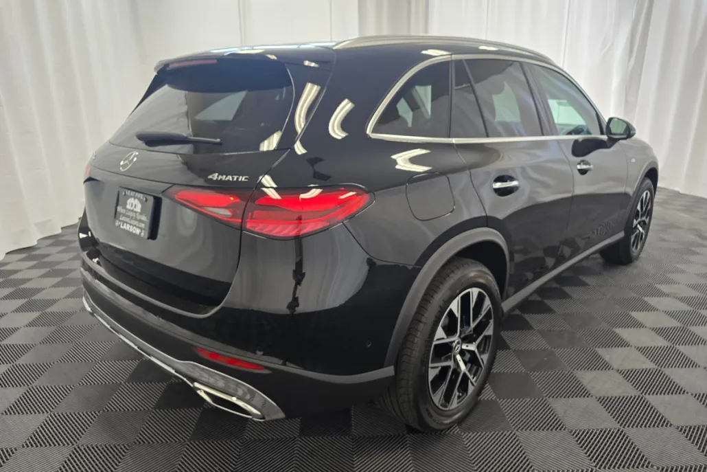 2025 Mercedes Benz GLC 350e 4MATIC photo 1
