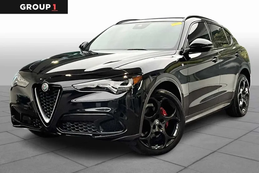 2024 Alfa Romeo Stelvio Ti photo 1