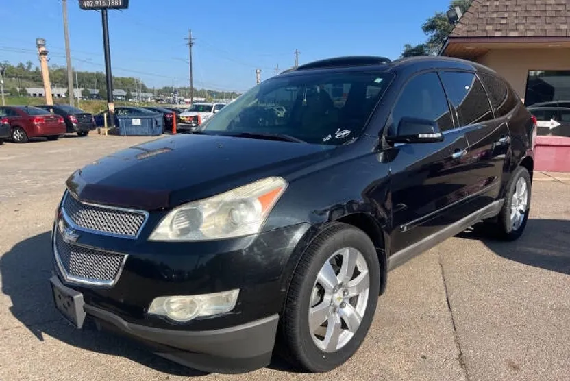 2009 Chevrolet Traverse LTZ photo 1
