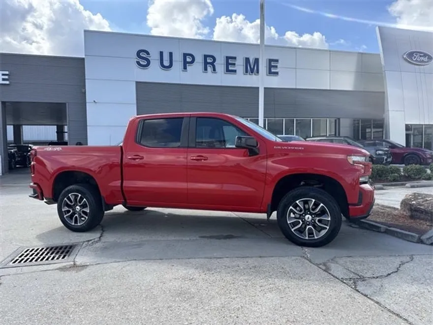 2022 Chevrolet Silverado 1500 RST photo 1