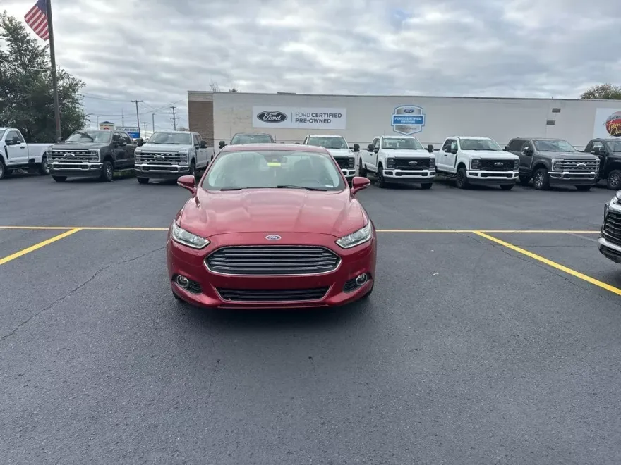 2015 Ford Fusion Titanium photo 1