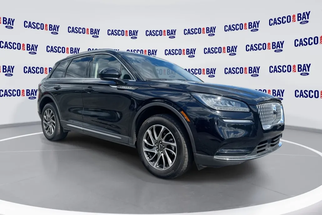 2022 Lincoln Corsair Standard photo 1