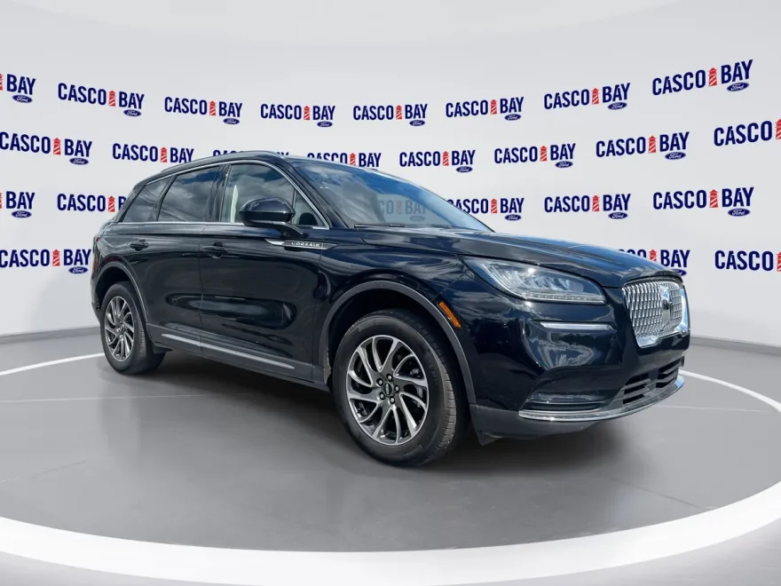 2022 Lincoln Corsair Standard photo 1