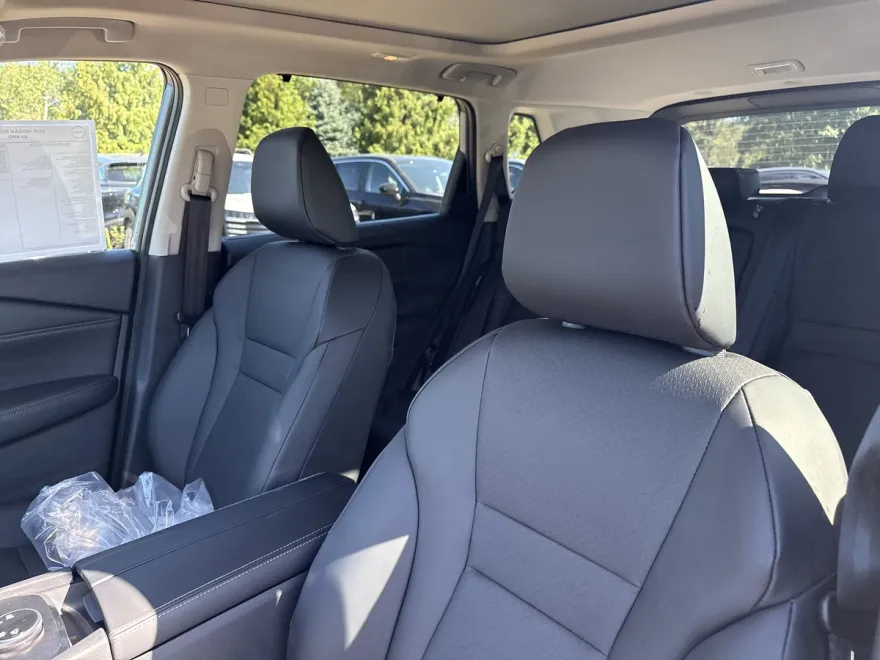 2026 Nissan Rogue SV photo 1