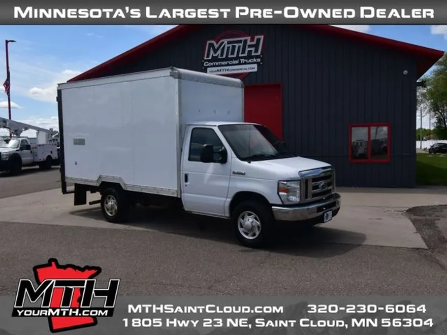 2019 Ford E-350 photo 1