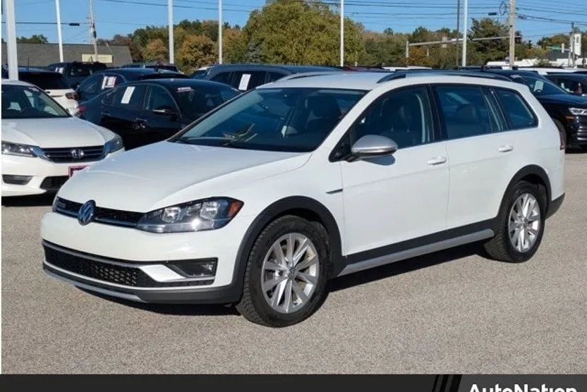2018 Volkswagen Golf Alltrack S photo 1