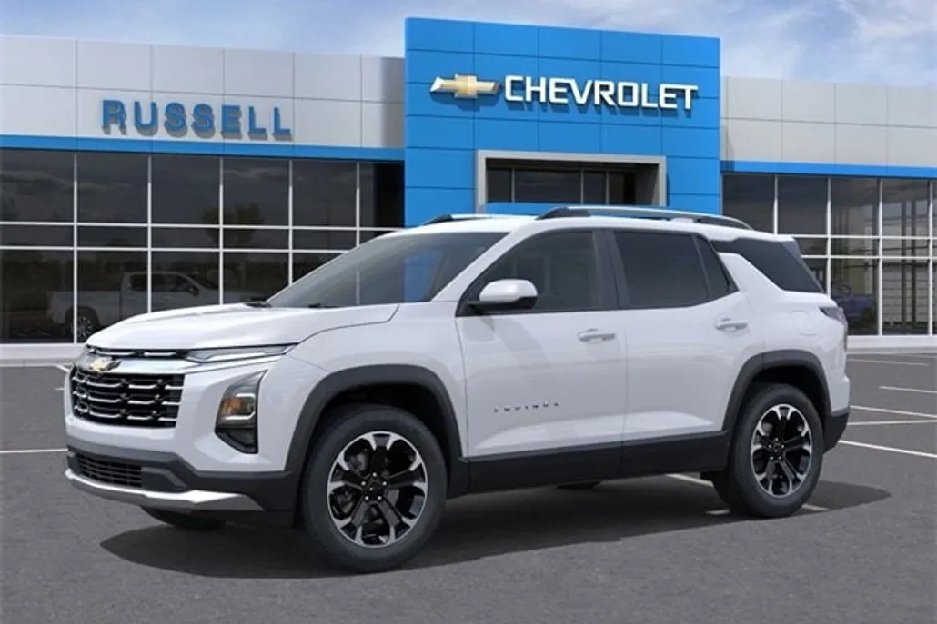 2025 Chevrolet Equinox LT photo 1