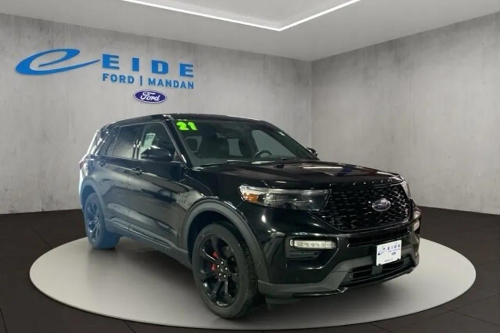 2021 Ford Explorer ST photo 1