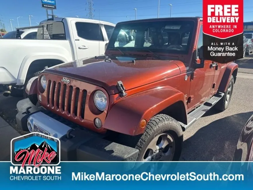 2014 Jeep Wrangler Unlimited Sahara photo 1