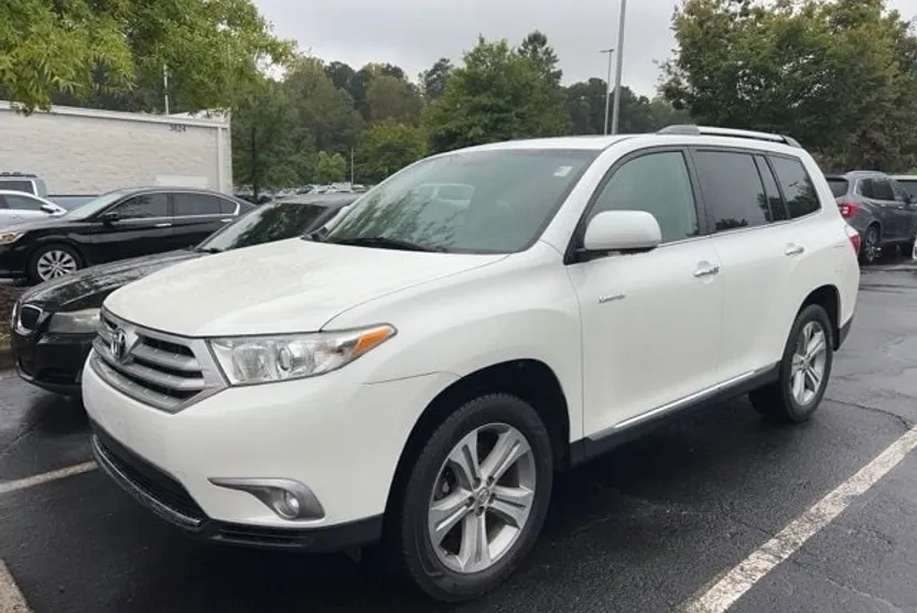 2013 Toyota Highlander Limited photo 1