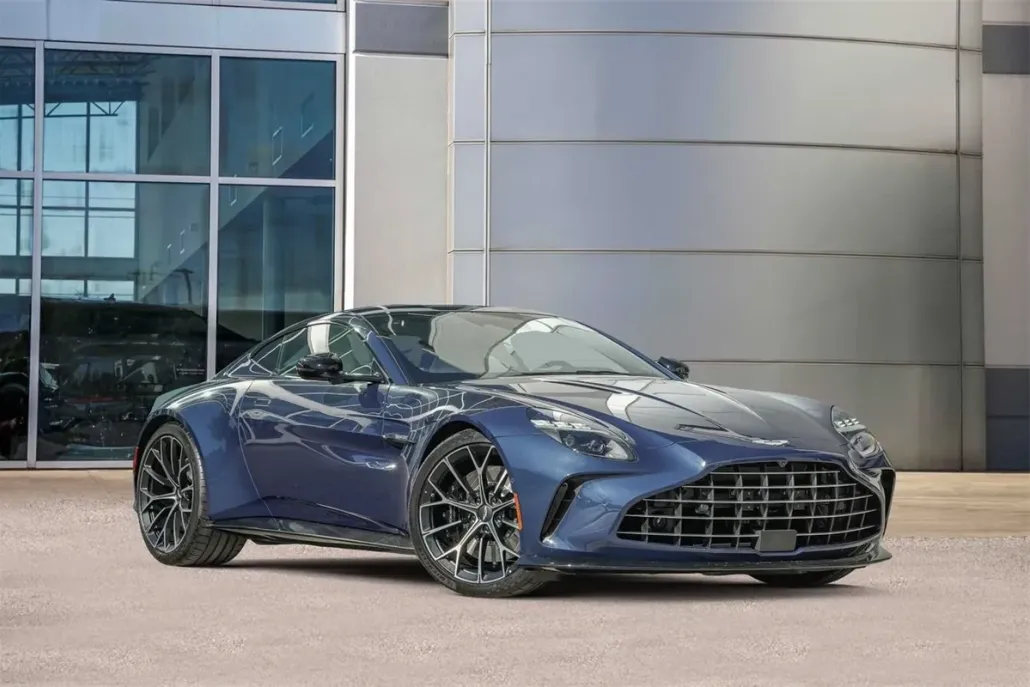 2025 Aston Martin Vantage photo 1